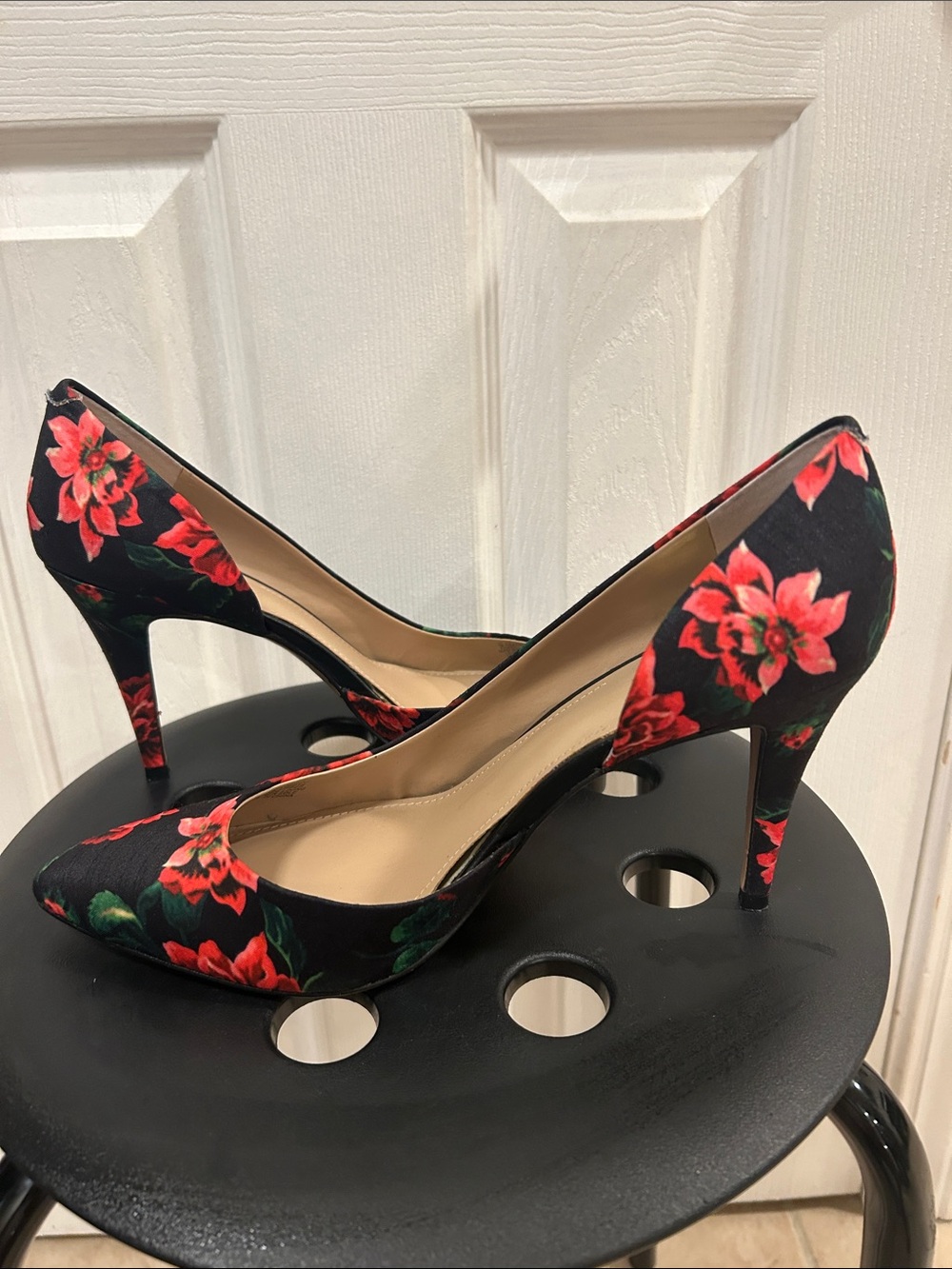 Vince Camuto Floral Pumps Size 9.5 - Picture 6 of 9